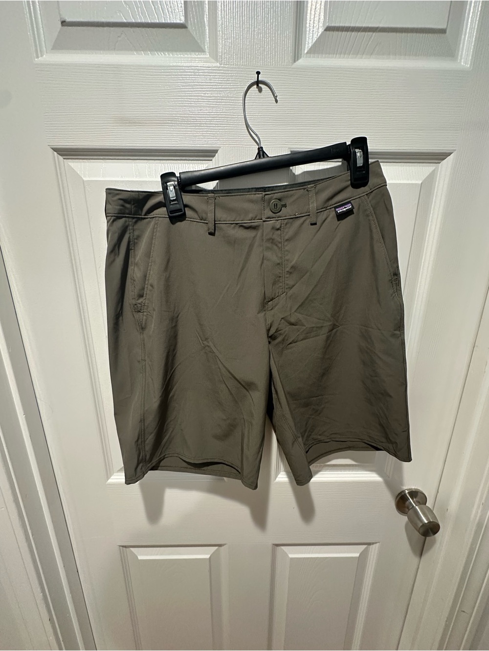 Patagonia Wavefarer Hybrid Boardshorts Men’s Sz 31 Olive Green Chino Short
